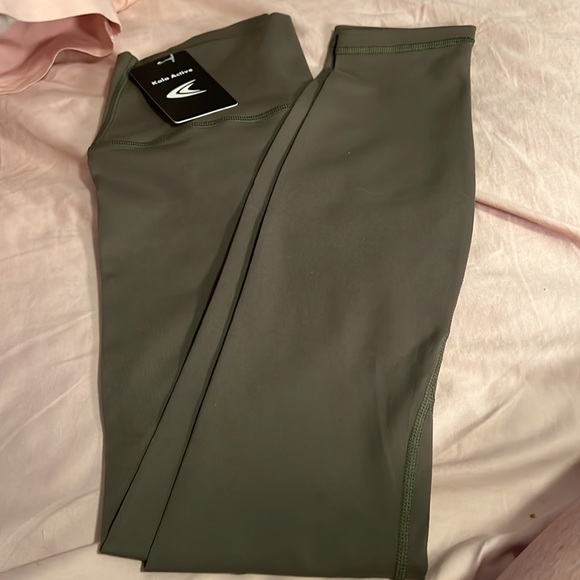 2/$30 NWT KALA ACTIVE - Picture 2 of 6